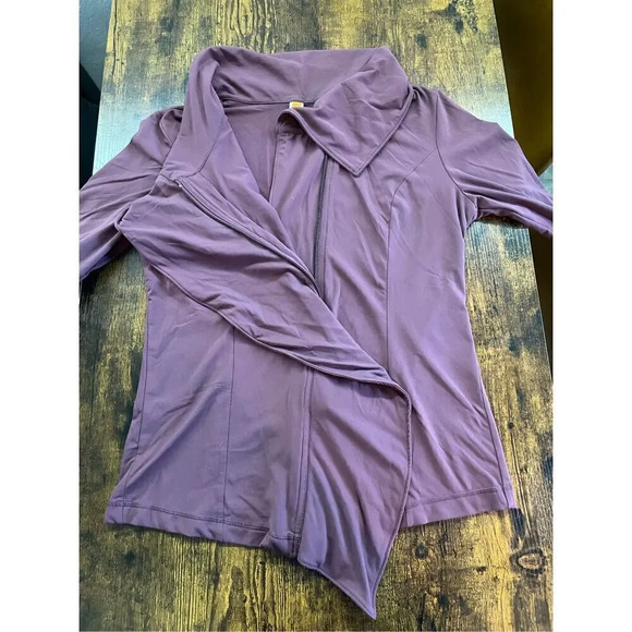 Lucy Burgundy Long Sleeve Collared Full Zip Slim Jacket  SizeL - Picture 11 of 14